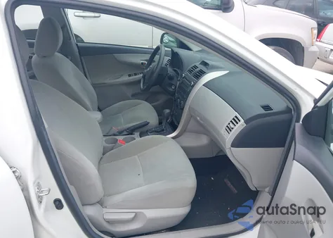 2013 Toyota Corolla L z USA, uszkodzony, nr VIN 5YFBU4EE4DP211464